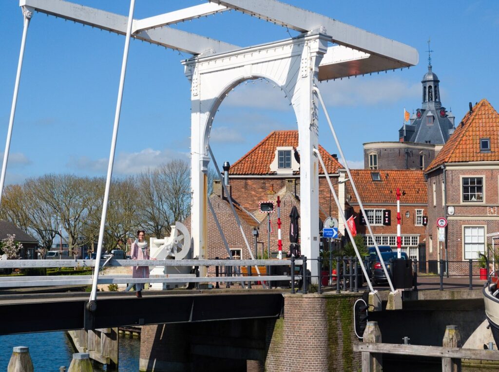 Ophaalbrug bij de Wierdijk