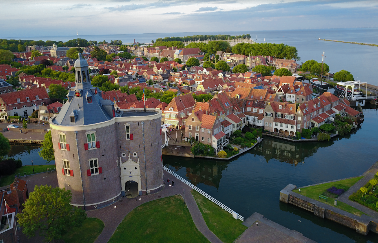 Bovenaanzicht Enkhuizen drone